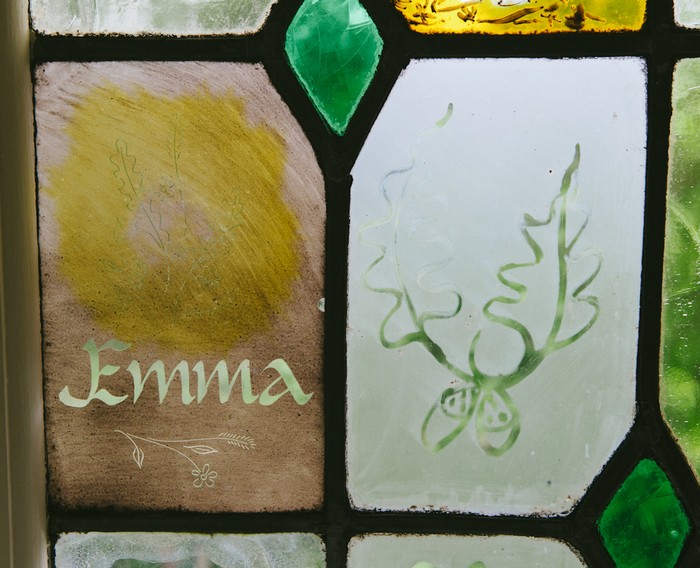 irish wedding style traditional decor